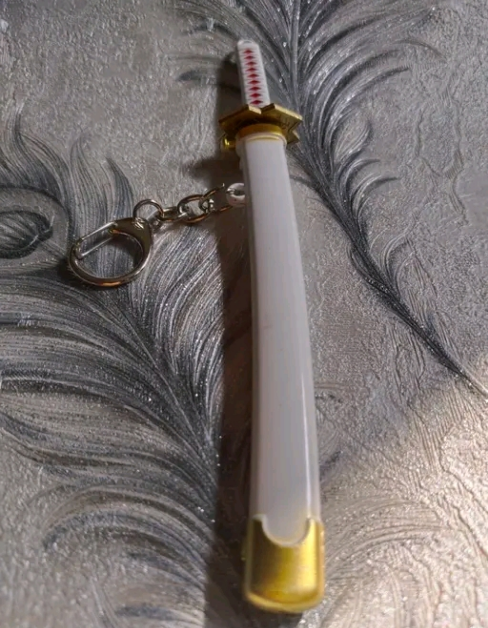 Katana Keychain White